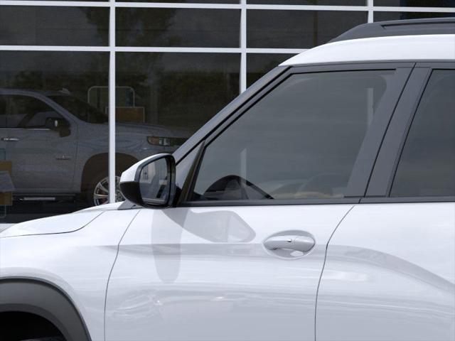 new 2025 Chevrolet TrailBlazer car, priced at $33,970