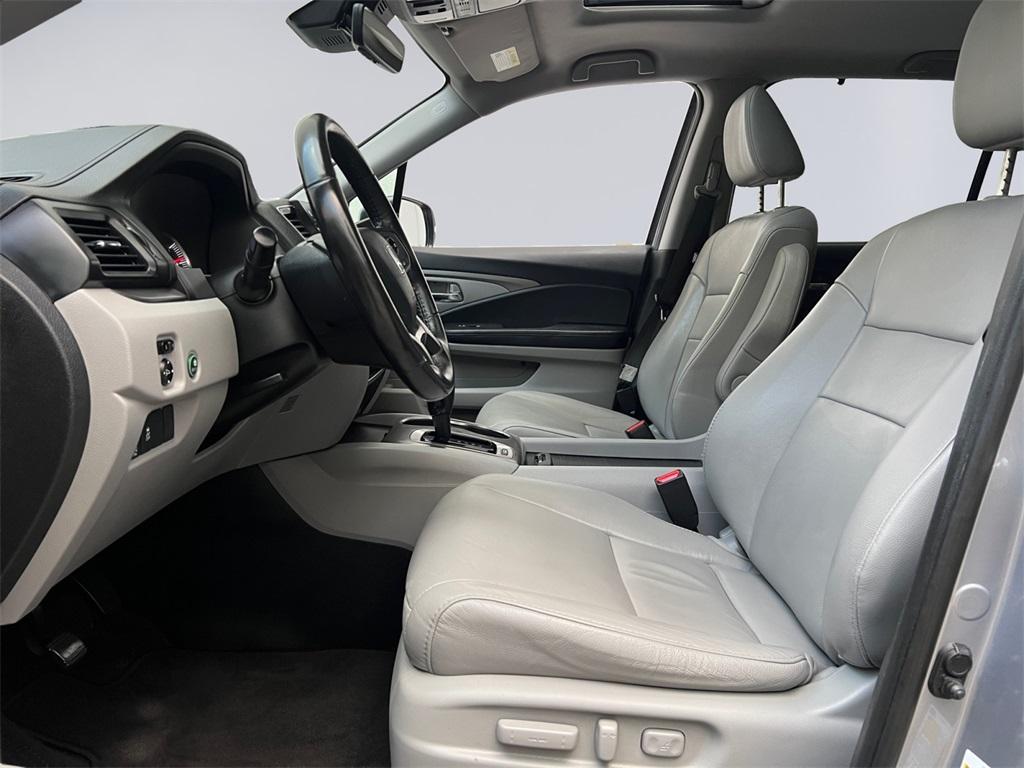 used 2019 Honda Pilot car, priced at $18,895