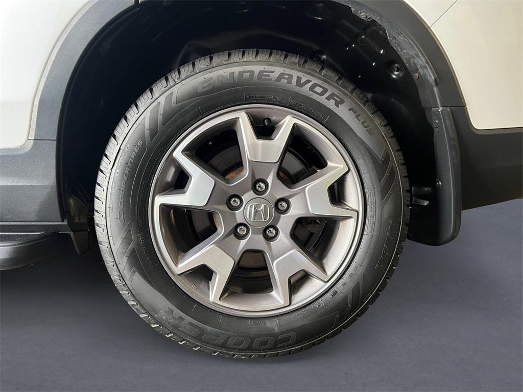 used 2022 Honda Passport car, priced at $31,998