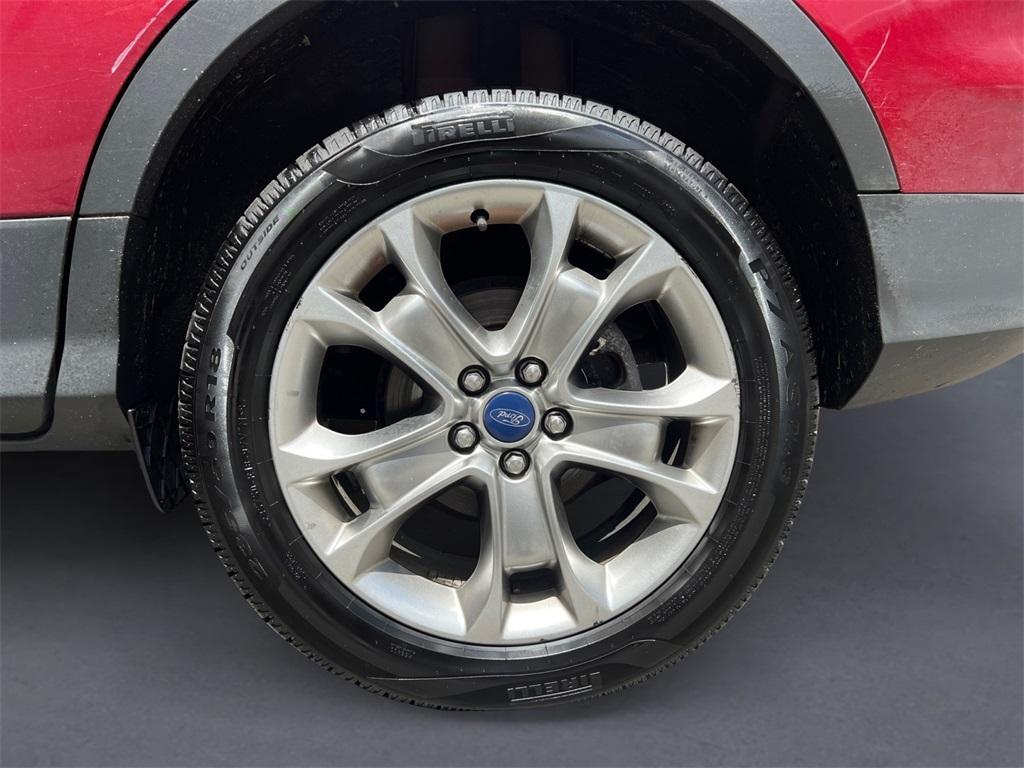 used 2013 Ford Escape car, priced at $7,777