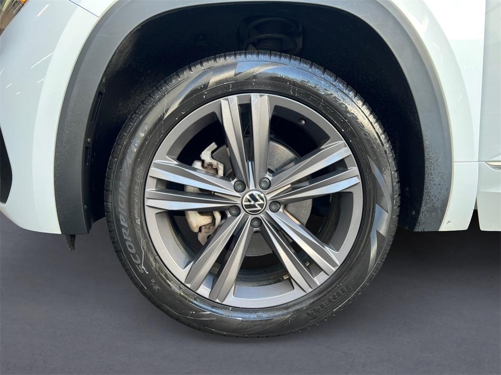 used 2021 Volkswagen Atlas Cross Sport car, priced at $24,998