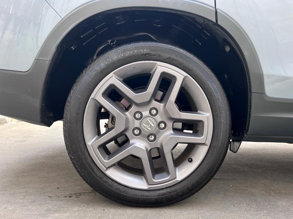 used 2022 Honda Passport car, priced at $30,444