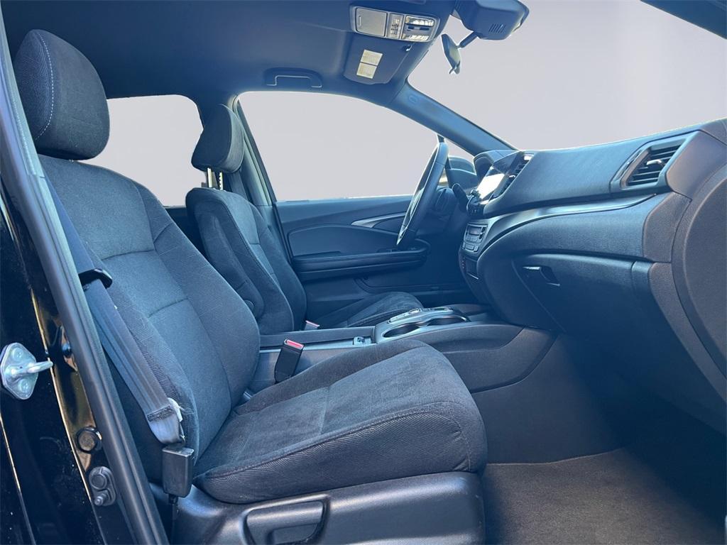 used 2022 Honda Pilot car, priced at $27,695