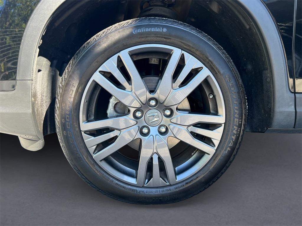 used 2022 Honda Pilot car, priced at $27,695