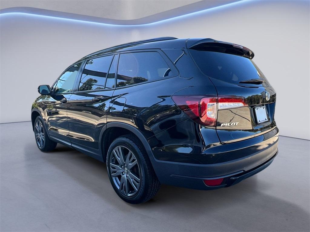 used 2022 Honda Pilot car, priced at $27,695