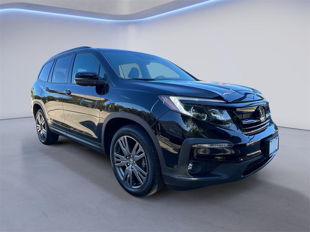 used 2022 Honda Pilot car, priced at $27,695