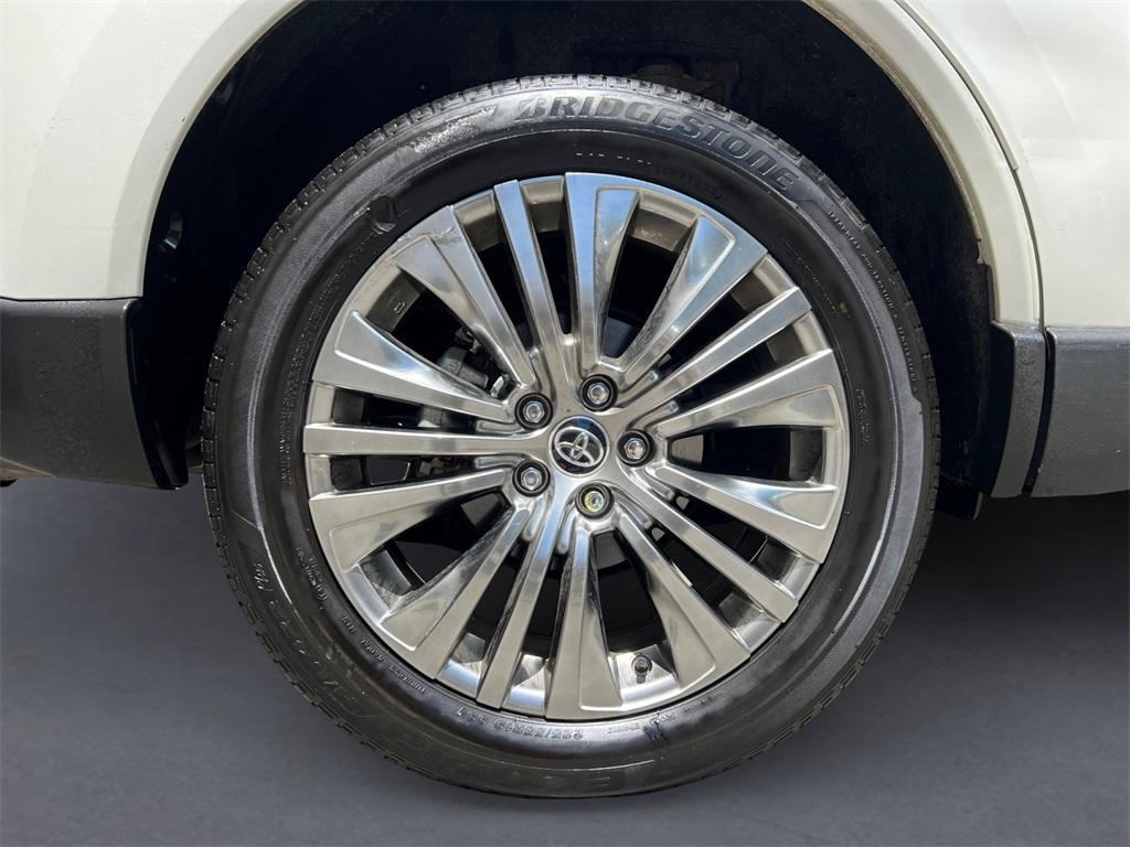 used 2022 Toyota Venza car, priced at $31,900