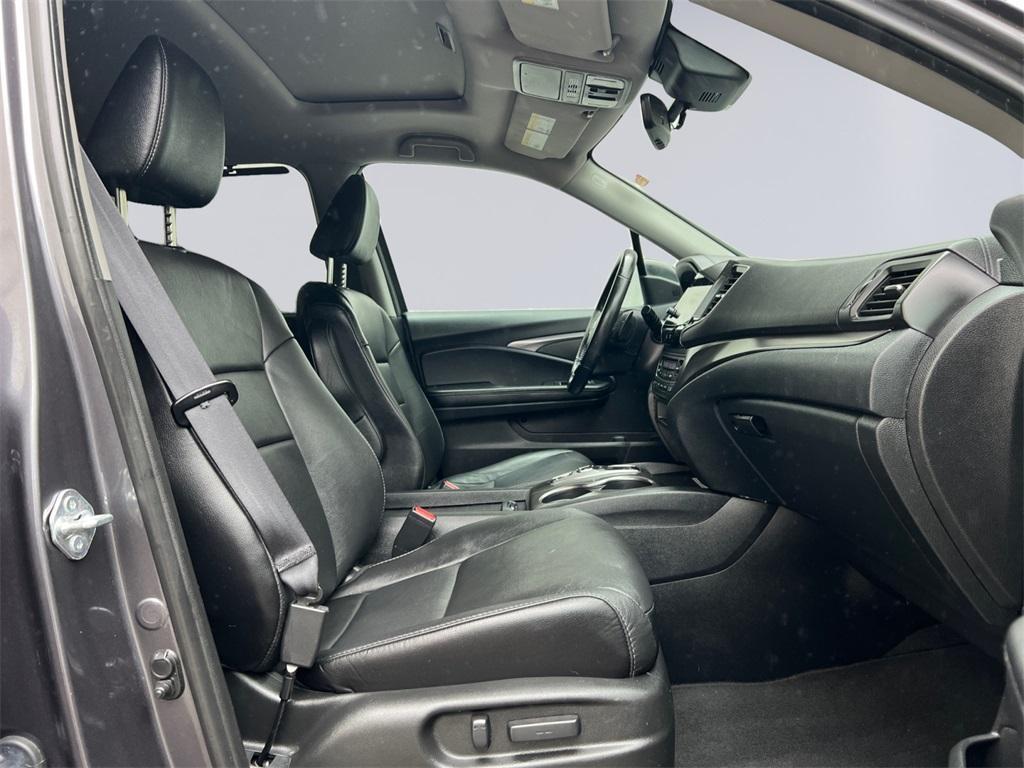 used 2022 Honda Pilot car, priced at $30,958