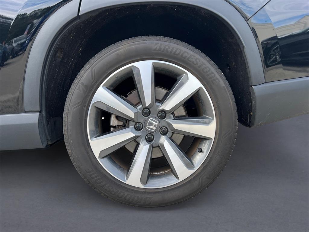 used 2023 Honda Pilot car, priced at $41,655