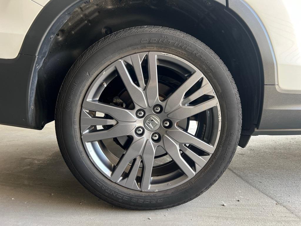 used 2022 Honda Pilot car, priced at $28,374