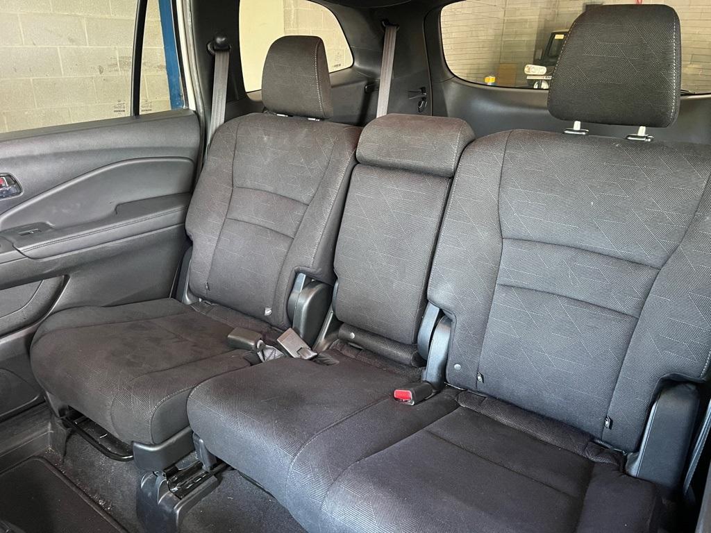 used 2022 Honda Pilot car, priced at $28,374