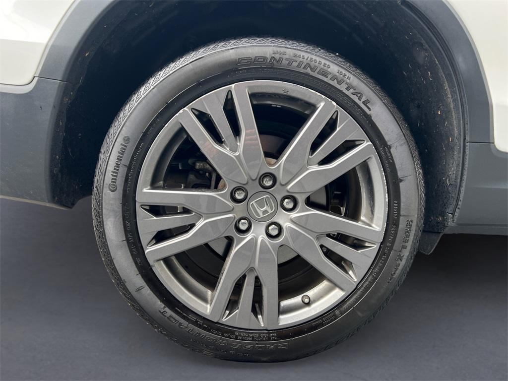 used 2022 Honda Pilot car, priced at $27,578