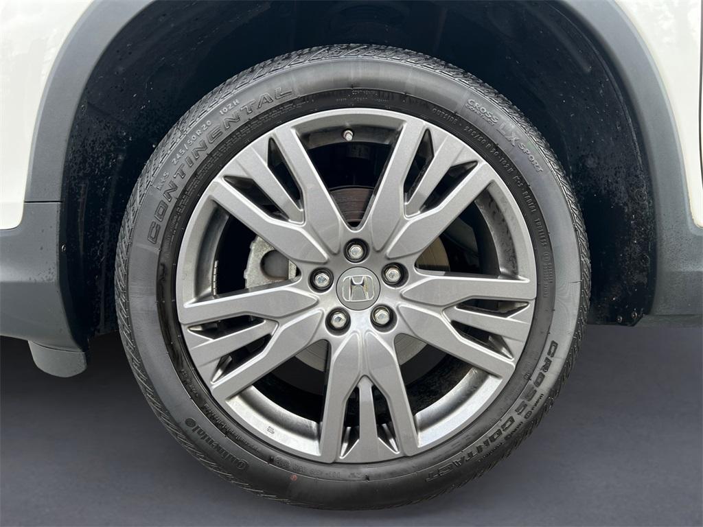 used 2022 Honda Pilot car, priced at $27,578