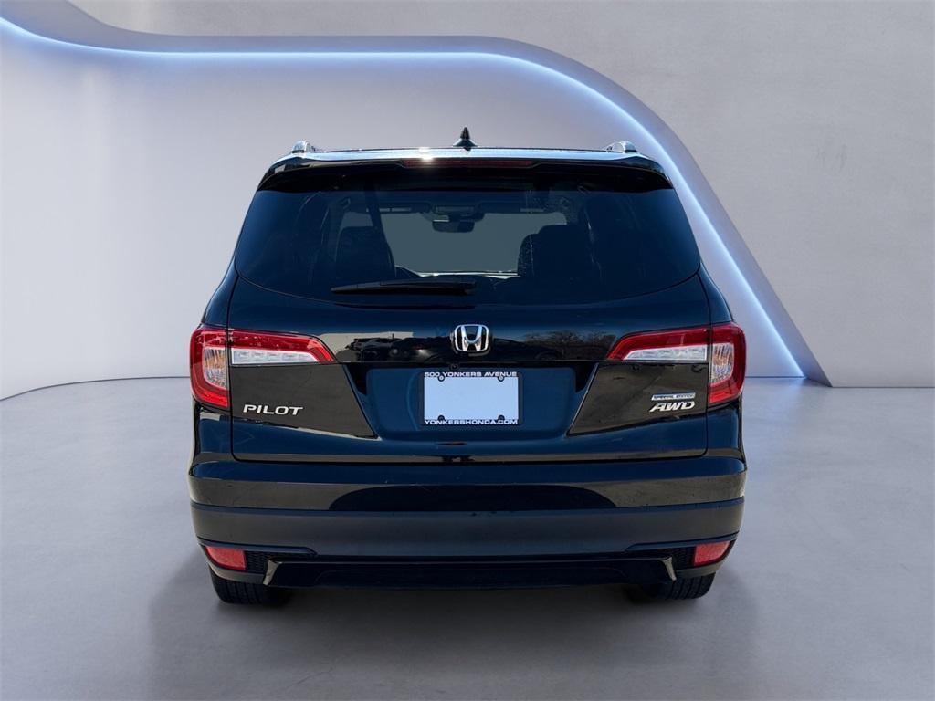 used 2022 Honda Pilot car, priced at $28,995