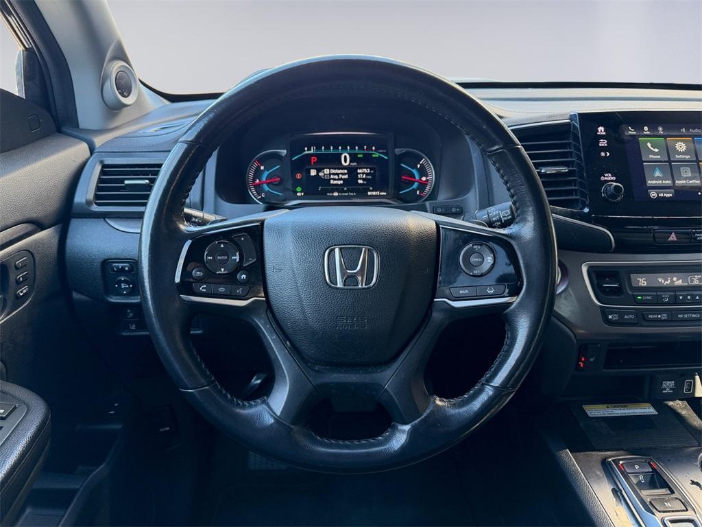 used 2022 Honda Pilot car, priced at $28,995