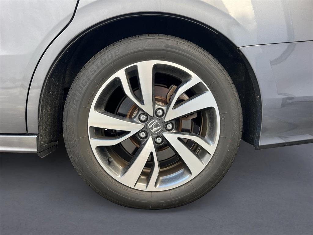 used 2023 Honda Odyssey car, priced at $39,732