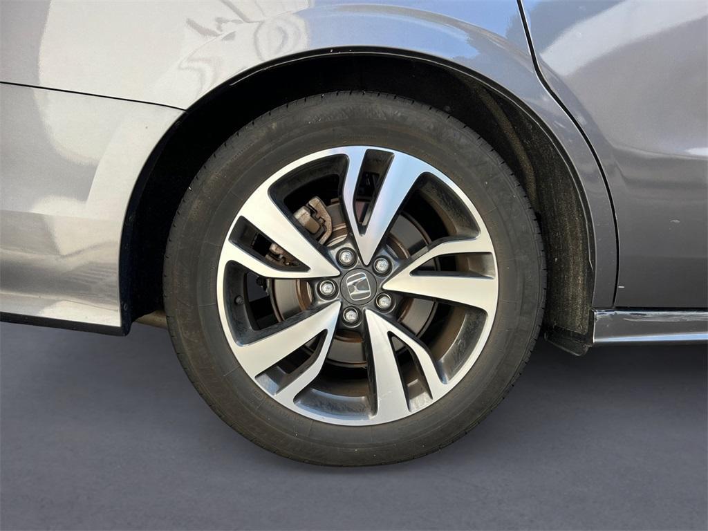 used 2023 Honda Odyssey car, priced at $39,732