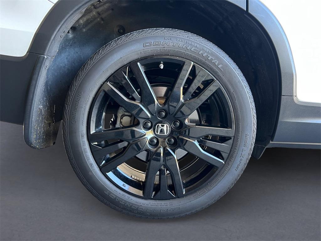 used 2021 Honda Pilot car, priced at $28,774
