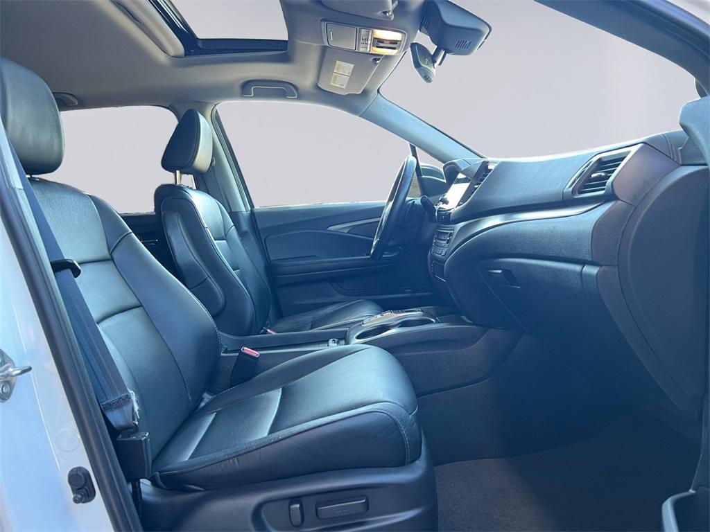 used 2021 Honda Pilot car, priced at $28,774