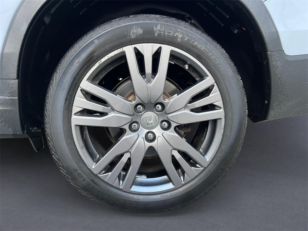 used 2022 Honda Pilot car, priced at $22,749