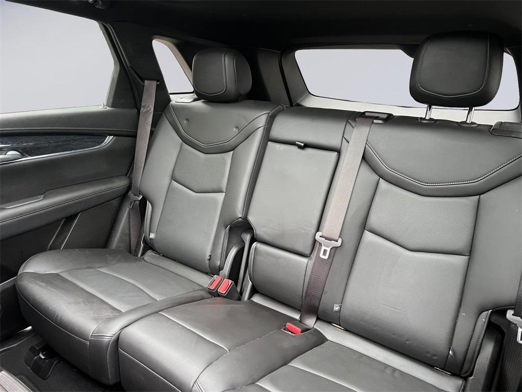 used 2023 Cadillac XT5 car, priced at $25,665