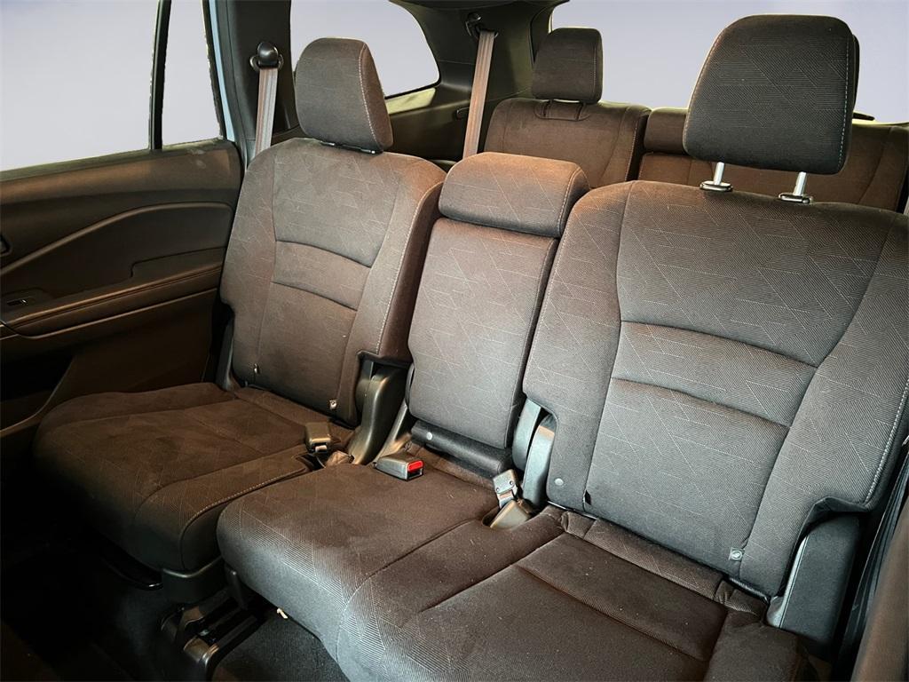 used 2022 Honda Pilot car, priced at $29,332