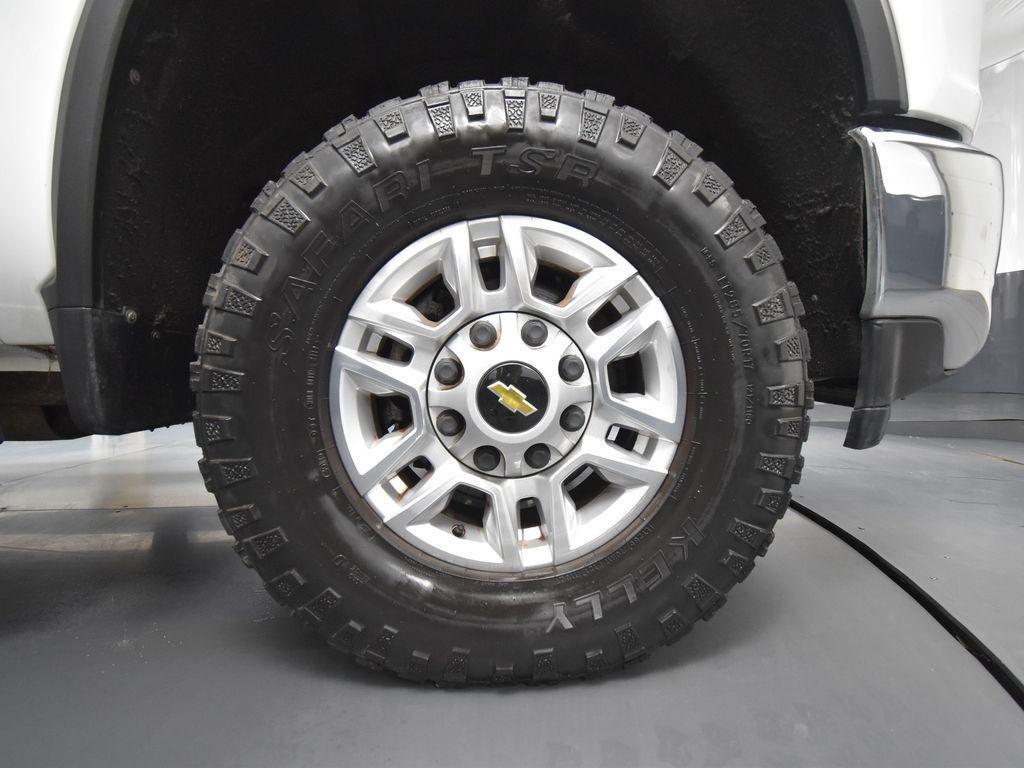 used 2022 Chevrolet Silverado 2500 car, priced at $42,993