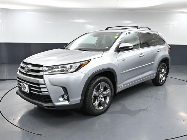 used 2019 Toyota Highlander Hybrid car, priced at $24,699