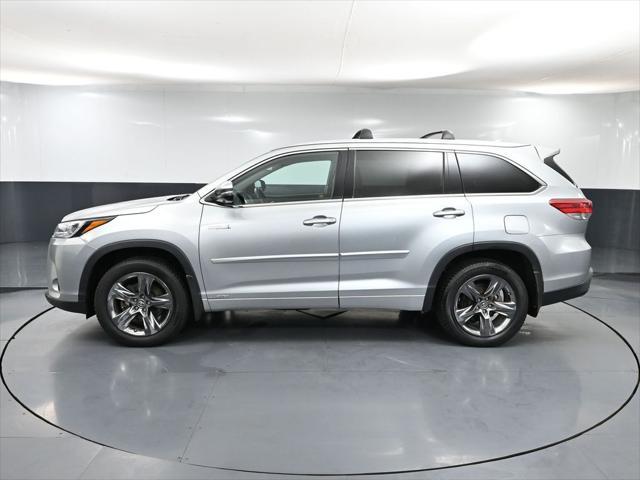 used 2019 Toyota Highlander Hybrid car, priced at $24,699
