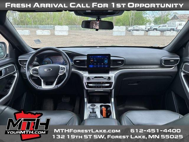 used 2022 Ford Explorer car