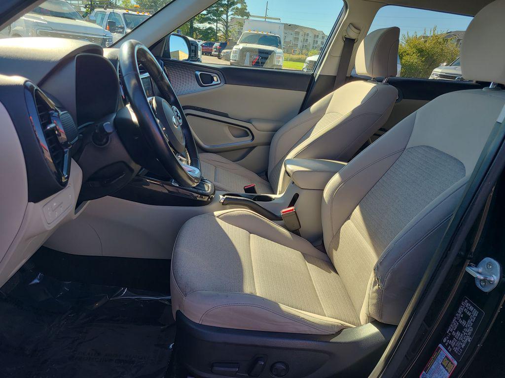 used 2020 Kia Soul car, priced at $10,993
