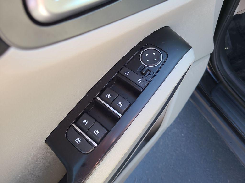 used 2020 Kia Soul car, priced at $10,993