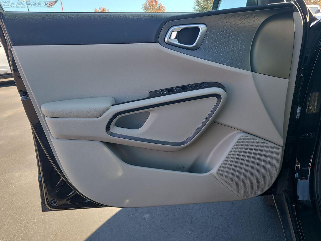 used 2020 Kia Soul car, priced at $10,993