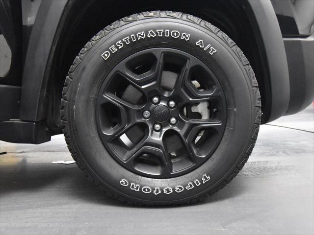 used 2022 Jeep Cherokee car, priced at $29,899