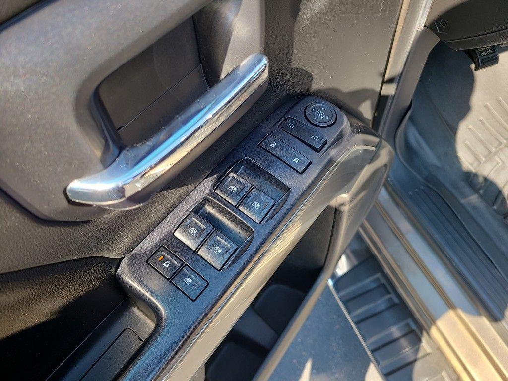 used 2015 Chevrolet Silverado 1500 car, priced at $16,993