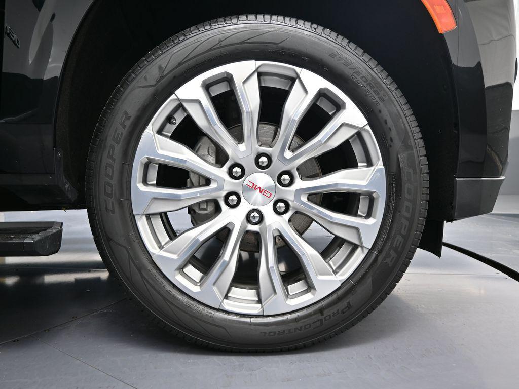 used 2023 GMC Yukon XL car, priced at $55,993