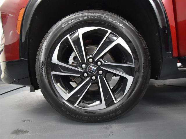 used 2025 Buick Enclave car, priced at $43,993