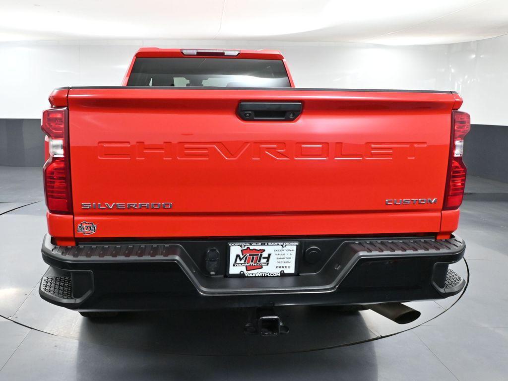 used 2024 Chevrolet Silverado 2500 car, priced at $50,993