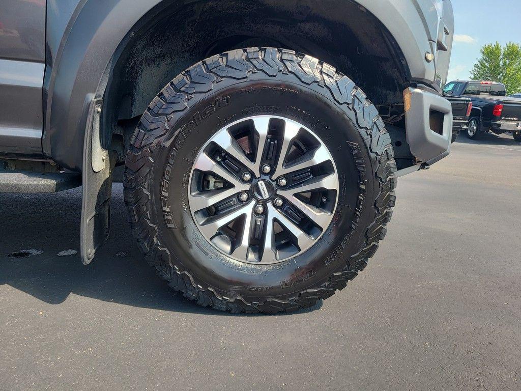 used 2019 Ford F-150 car, priced at $46,493