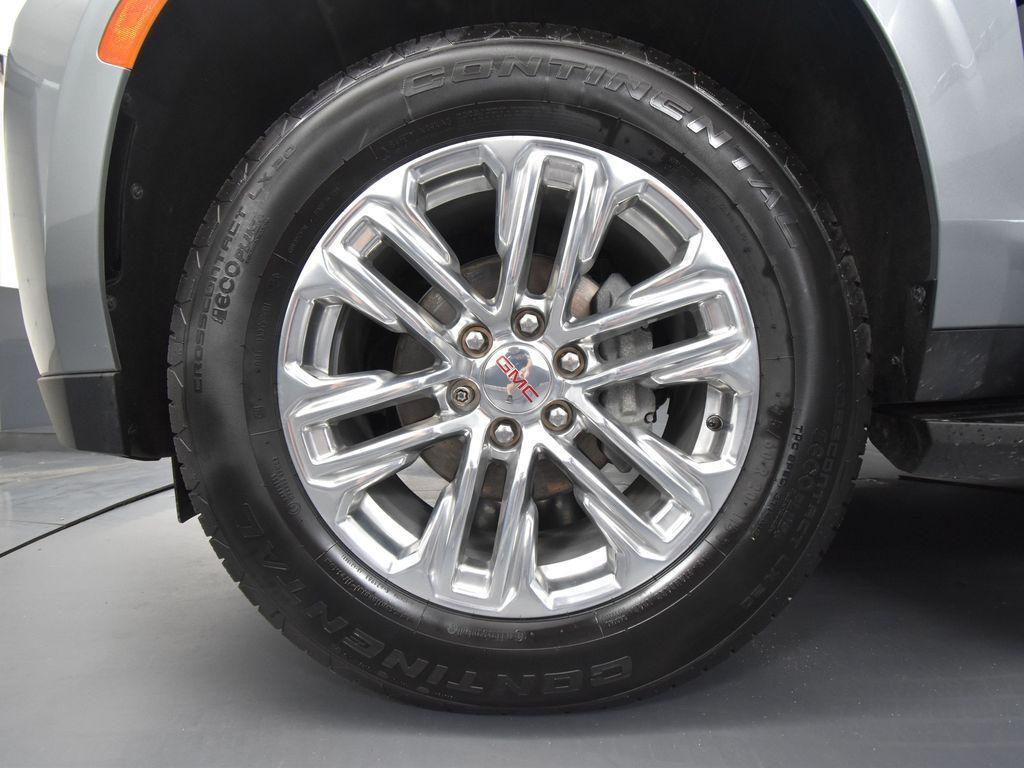 used 2024 GMC Yukon XL car, priced at $71,500