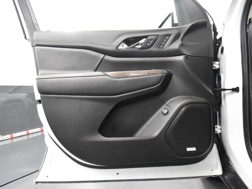 used 2023 GMC Acadia car, priced at $32,793