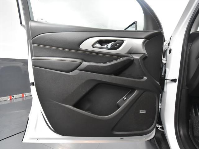 used 2021 Chevrolet Traverse car, priced at $33,993