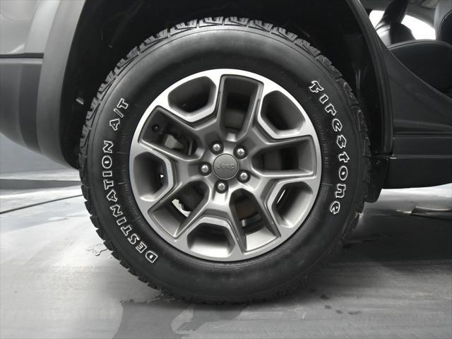 used 2021 Jeep Cherokee car, priced at $23,399
