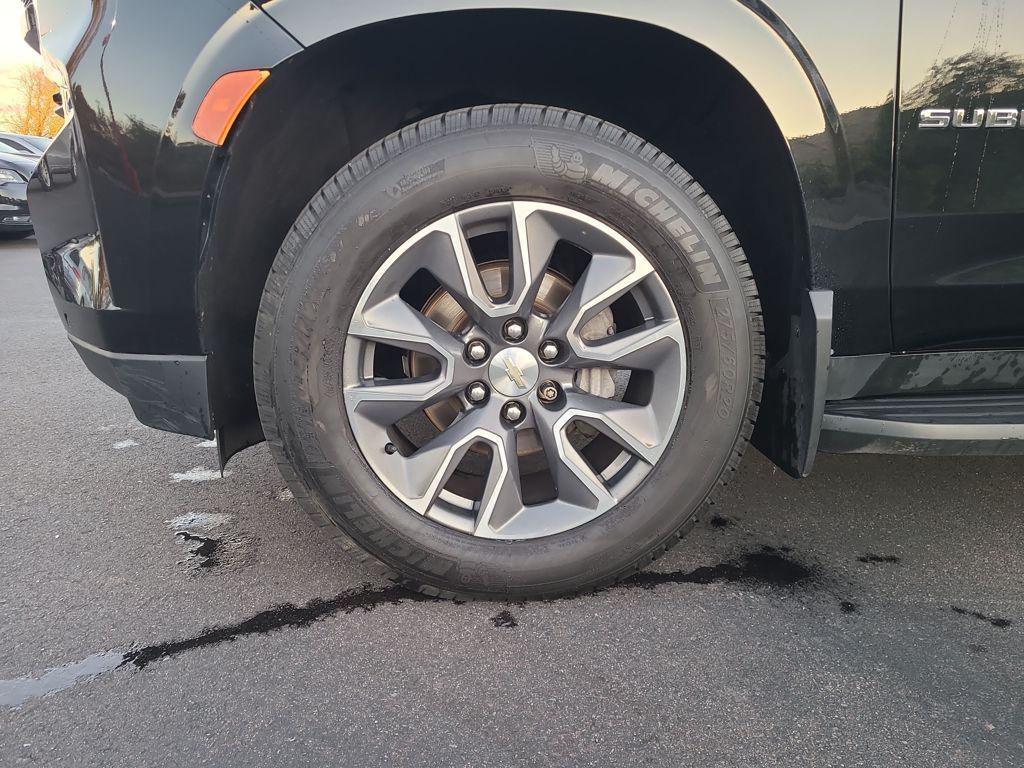 used 2021 Chevrolet Suburban car, priced at $36,993