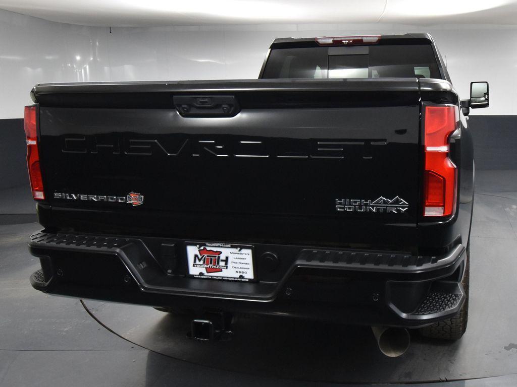 used 2024 Chevrolet Silverado 3500 car, priced at $71,993