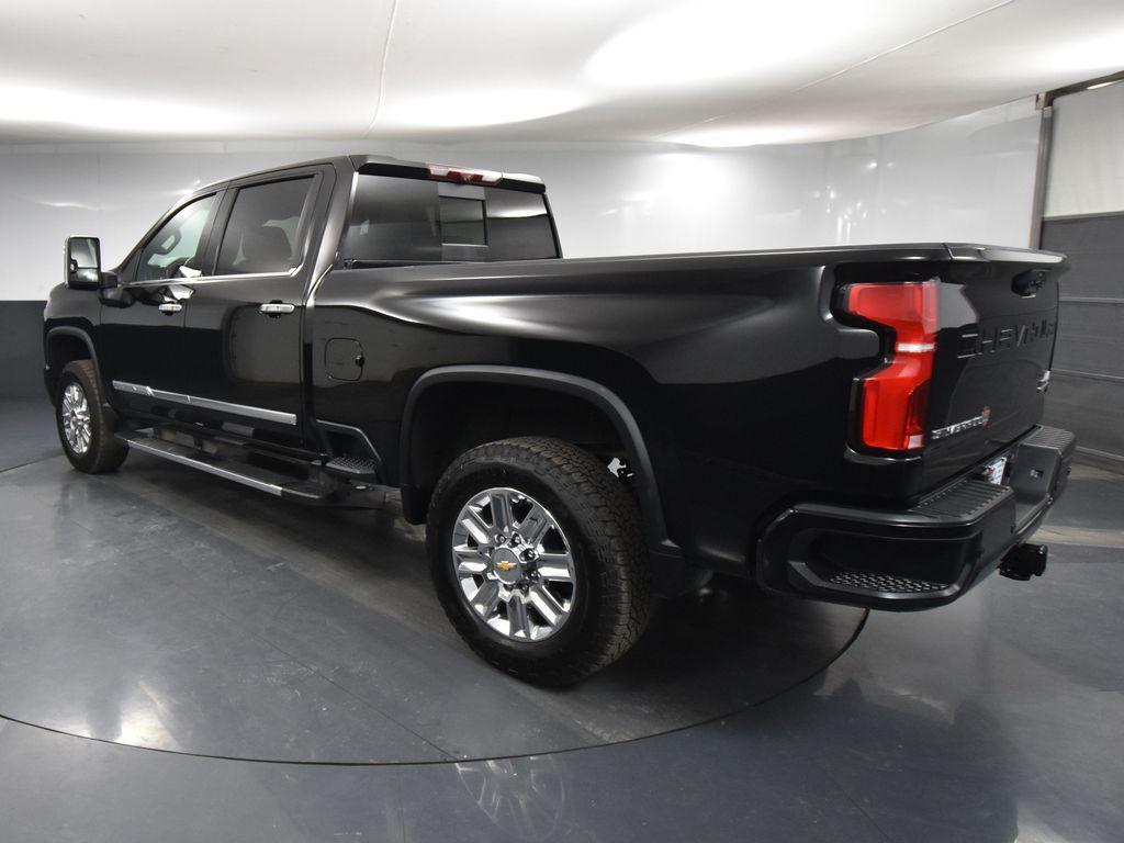 used 2024 Chevrolet Silverado 3500 car, priced at $71,993