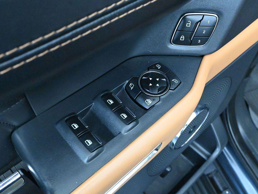 used 2023 Ford Expedition car, priced at $61,500