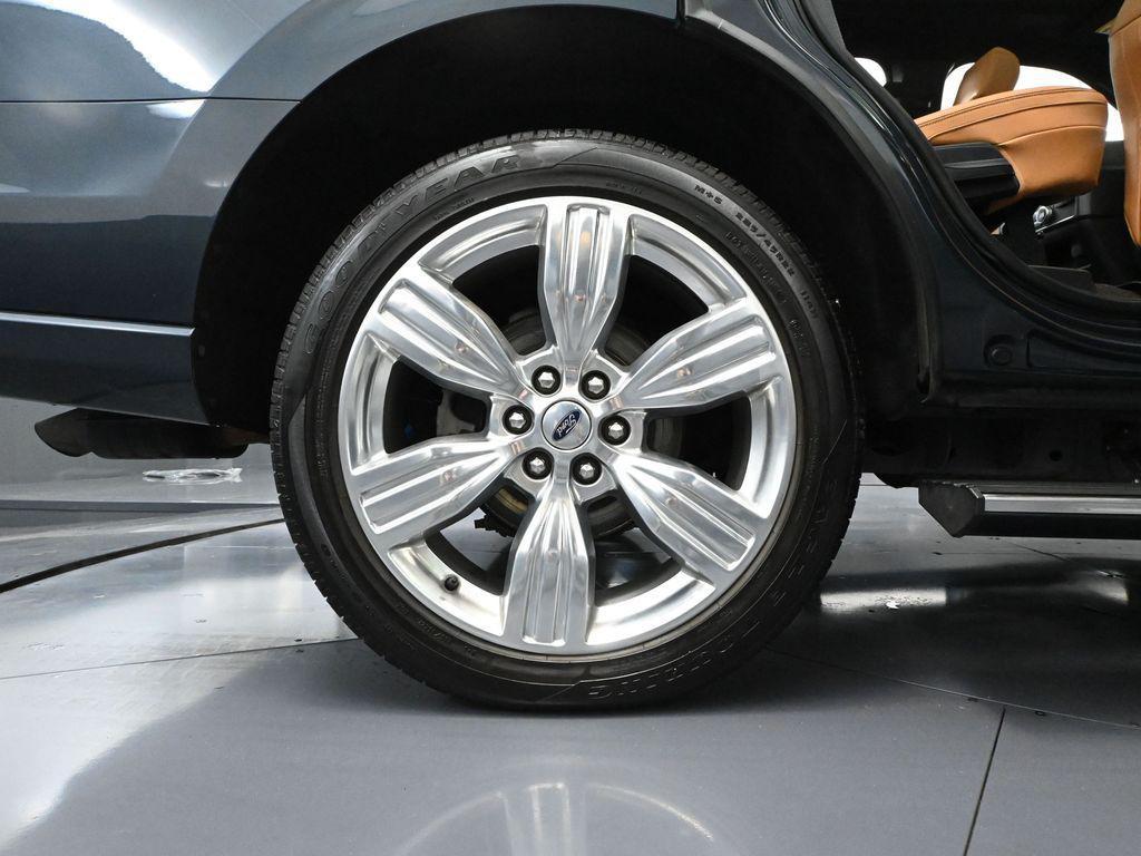 used 2023 Ford Expedition car, priced at $61,500