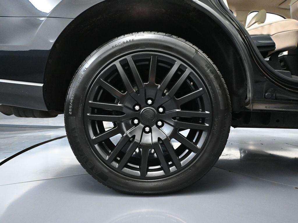 used 2023 Ford Expedition car, priced at $47,393