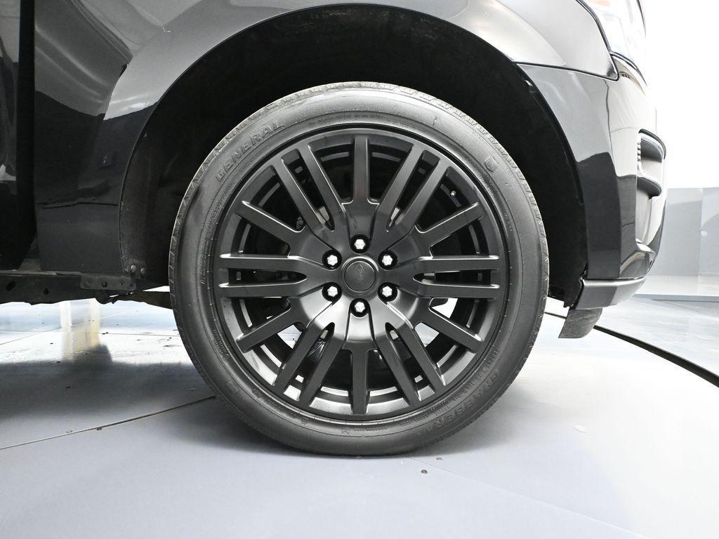 used 2023 Ford Expedition car, priced at $47,393